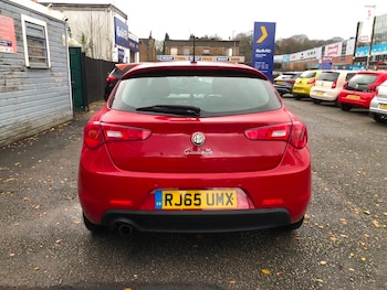 Used Alfa Romeo Giulietta 2015 for sale - 76848532: Photo