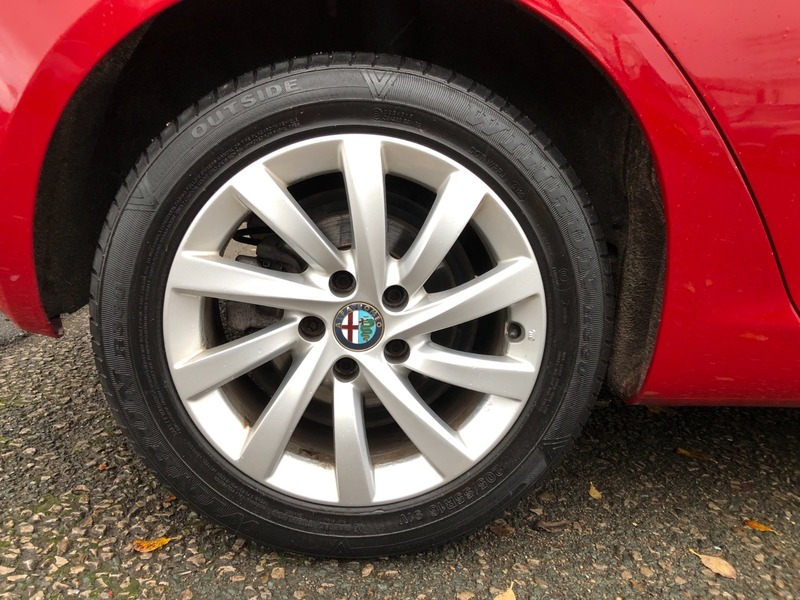 Used Alfa Romeo Giulietta 2015 for sale - 76848532: Photo 9