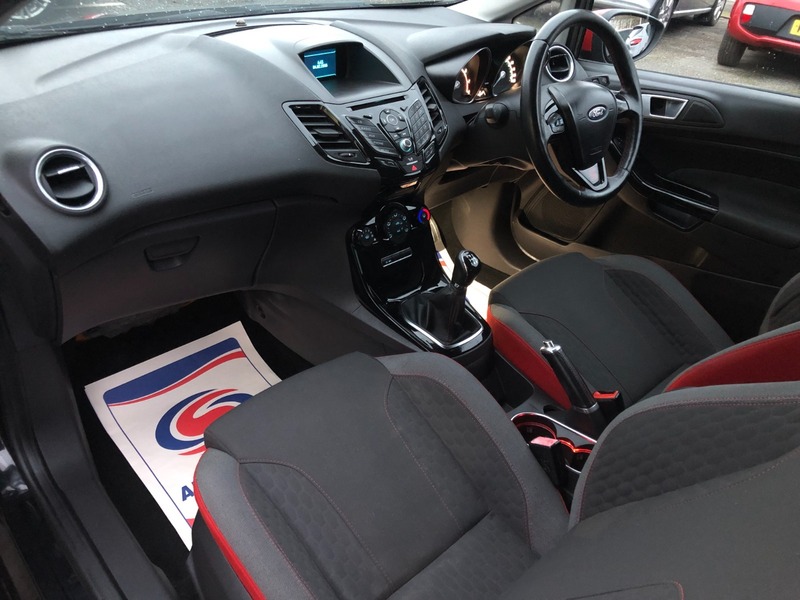 Used Ford Fiesta 2014 for sale - 76712224: Photo 15