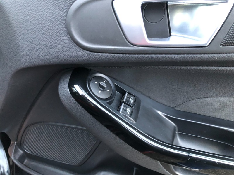 Used Ford Fiesta 2016 for sale - 76712226: Photo 15