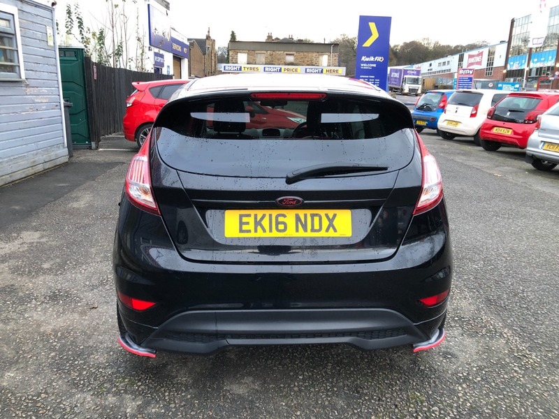 Used Ford Fiesta 2016 for sale - 76712226: Photo 4