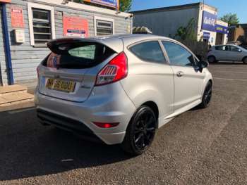 Used Ford Fiesta 2016 for sale - 74541403: Photo