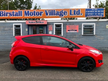 Used Ford Fiesta 2015 for sale - 75384736: Photo