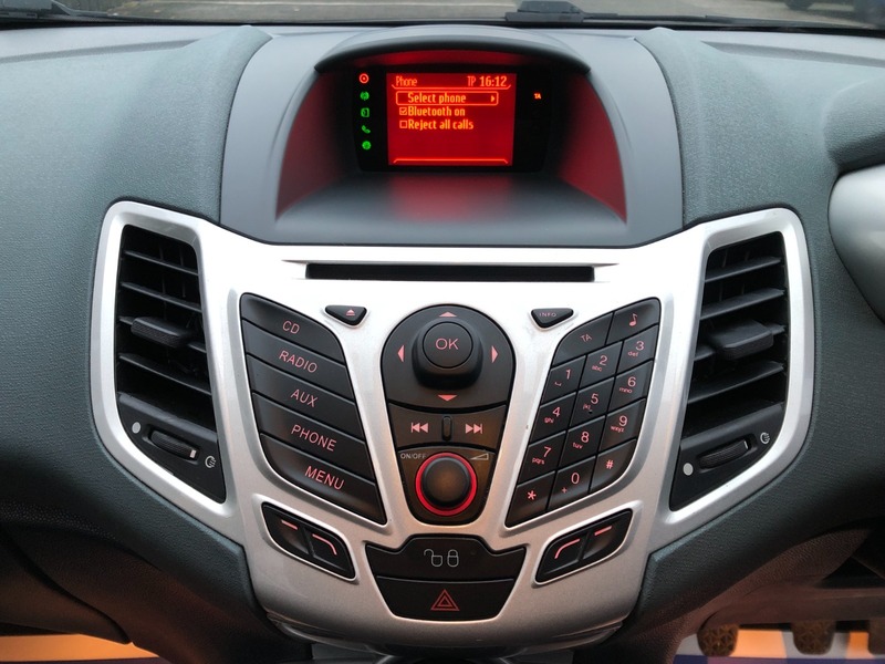 Used Ford Fiesta 2010 for sale - 77038616: Photo 10