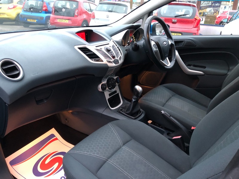 Used Ford Fiesta 2010 for sale - 77038616: Photo 12