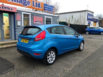 Used Ford Fiesta 2010 for sale - 77038616: Photo