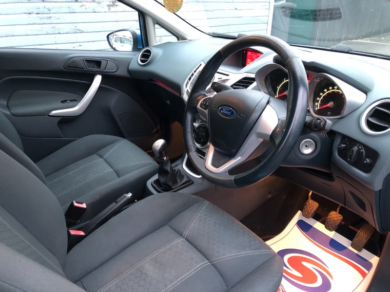Used Ford Fiesta 2010 for sale - 77038616: Photo 8