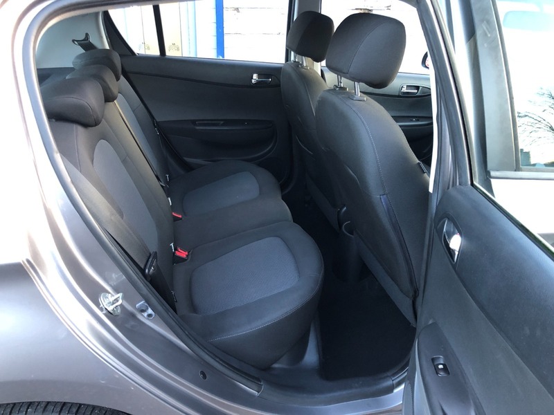 Used Hyundai i20 2012 for sale - 76784677: Photo 17