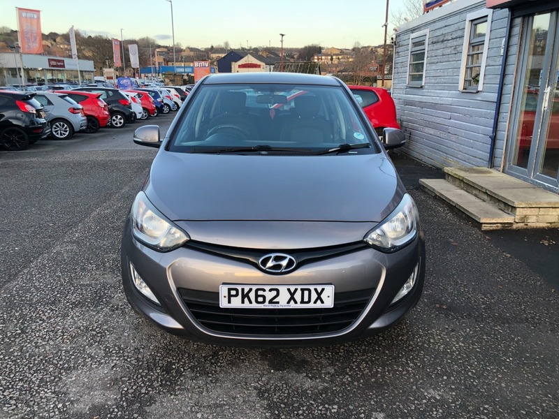 Used Hyundai i20 2012 for sale - 76784677: Photo 2