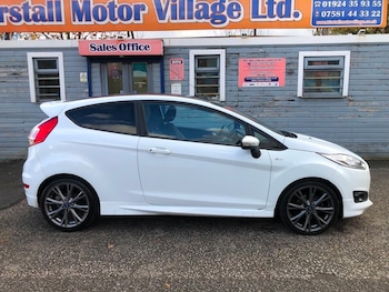 Used Ford Fiesta 2016 for sale - 76570785: Photo