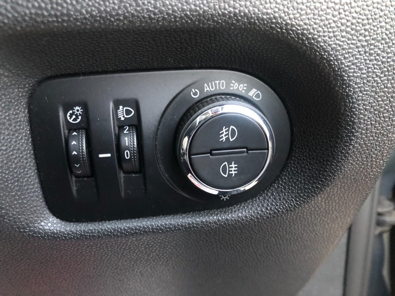 Used Vauxhall Corsa 2013 for sale - 76407225: Photo 15