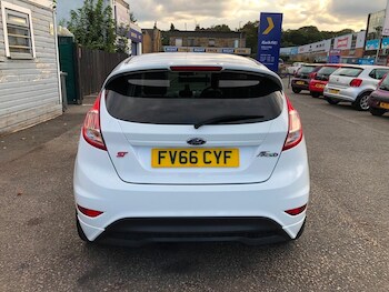 Used Ford Fiesta 2017 for sale - 75516532: Photo