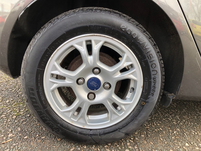 Used Ford Fiesta 2015 for sale - 77409204: Photo 8