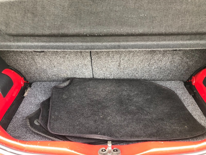 Used Volkswagen up! 2014 for sale - 76836719: Photo 14