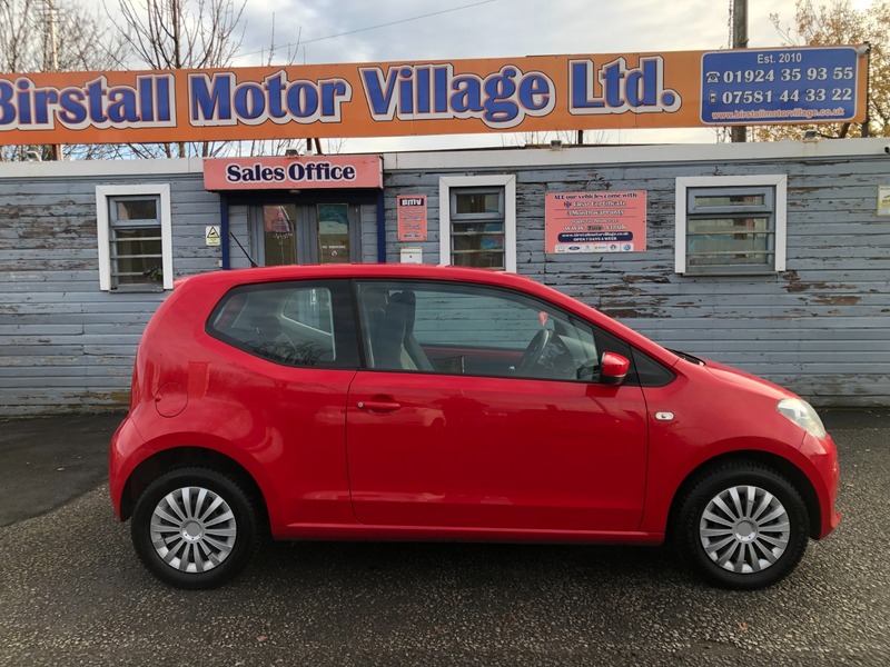 Used Volkswagen up! 2014 for sale - 76836719: Photo 3