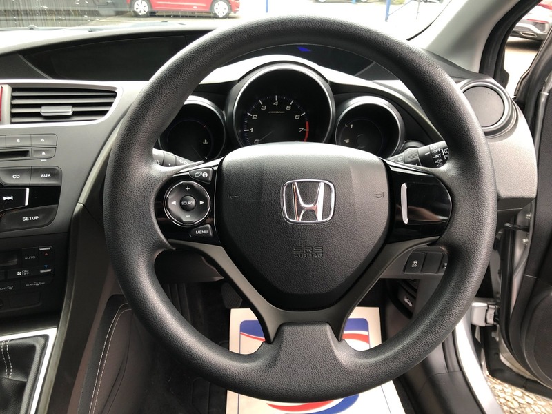 Used Honda Civic 2014 for sale - 77594962: Photo 11