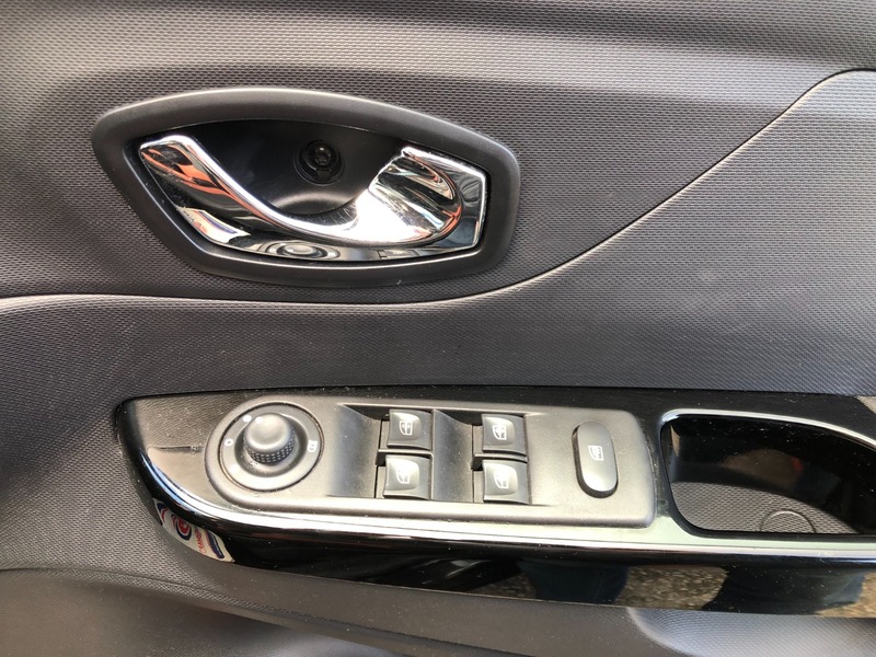 Used Renault Captur 2015 for sale - 76591288: Photo 15