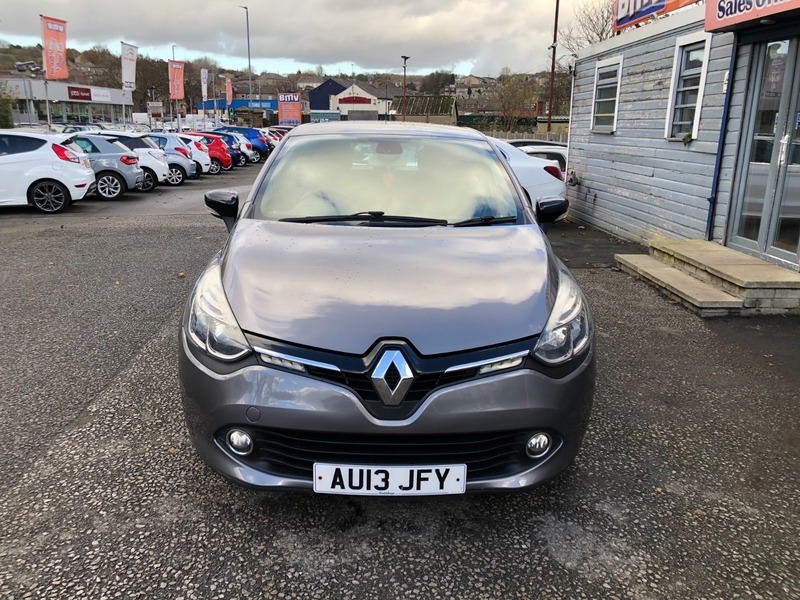 Used Renault Clio 2013 for sale - 76583047: Photo 2