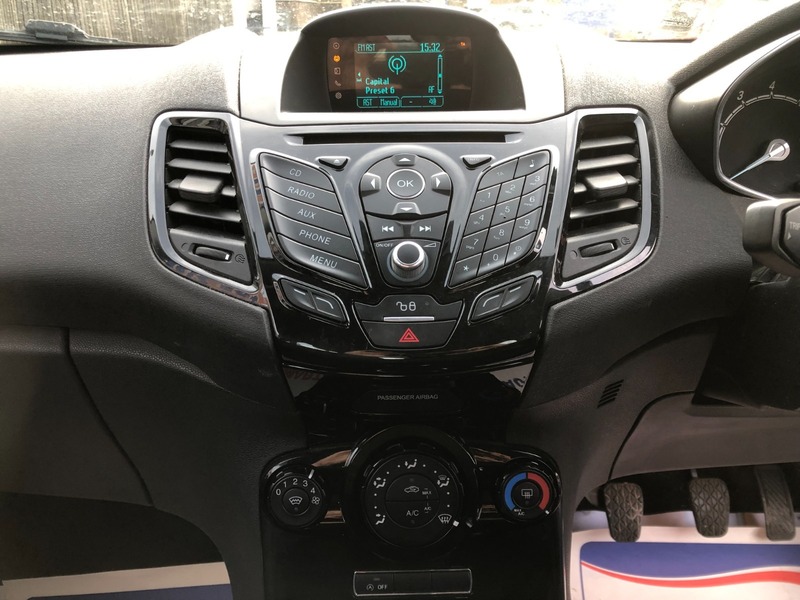 Used Ford Fiesta 2015 for sale - 77594963: Photo 12