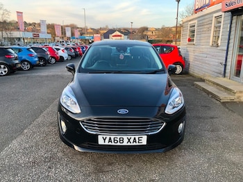 Used Ford Fiesta 2019 for sale - 77937560: Photo