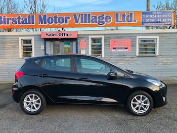 Used Ford Fiesta 2019 for sale - 77937560: Photo