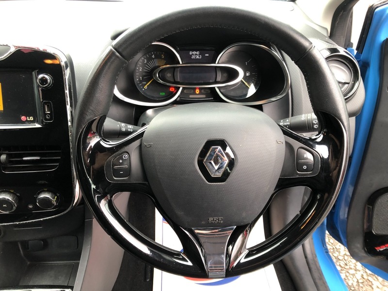 Used Renault Clio 2014 for sale - 77452719: Photo 10