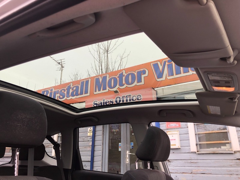 Used Honda Jazz 2010 for sale - 77521752: Photo 18