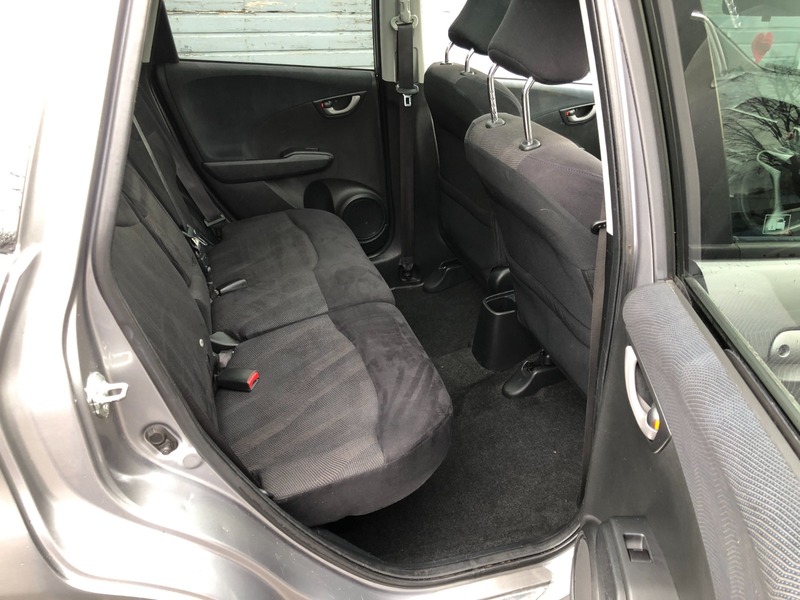 Used Honda Jazz 2010 for sale - 77521752: Photo 20