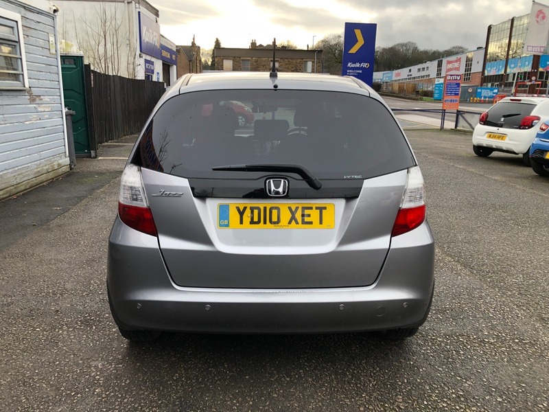 Used Honda Jazz 2010 for sale - 77521752: Photo 4
