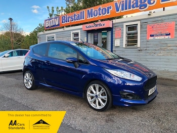 Used Ford Fiesta 2016 for sale - 75961638: Photo