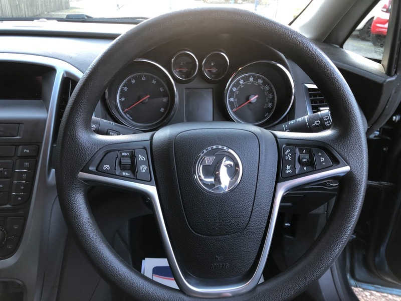 Used Vauxhall Astra 2013 for sale - 76784678: Photo 11