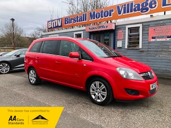 Vauxhall Zafira feature image