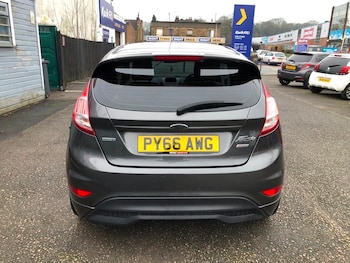 Used Ford Fiesta 2016 for sale - 77423108: Photo