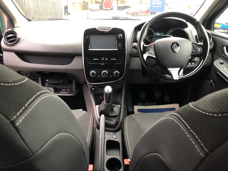 Used Renault Clio 2016 for sale - 77720711: Photo 17
