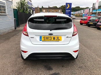 Used Ford Fiesta 2013 for sale - 75643146: Photo