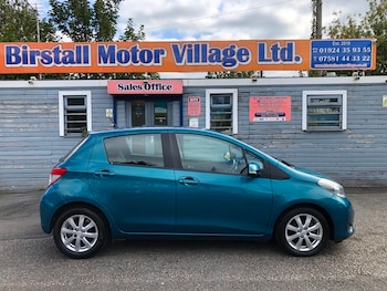 Used Toyota Yaris 2012 for sale - 76009863: Photo