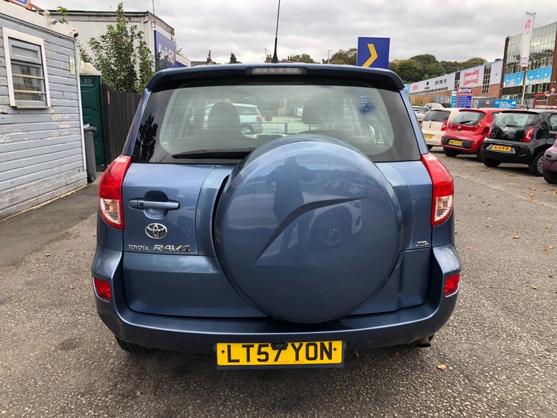 Used Toyota RAV4 2007 for sale - 76211008: Photo 4