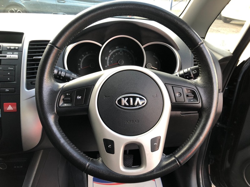 Used Kia Venga 2012 for sale - 76583051: Photo 11