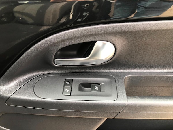 Used Volkswagen up! 2014 for sale - 74484223: Photo 14