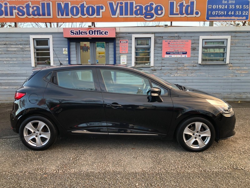 Used Renault Clio 2016 for sale - 76884568: Photo 3