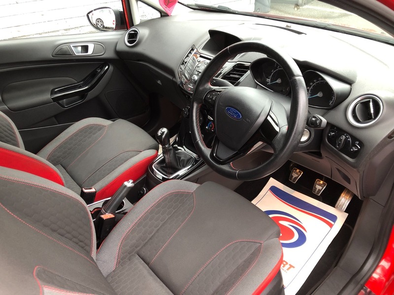 Used Ford Fiesta 2016 for sale - 76547392: Photo 11