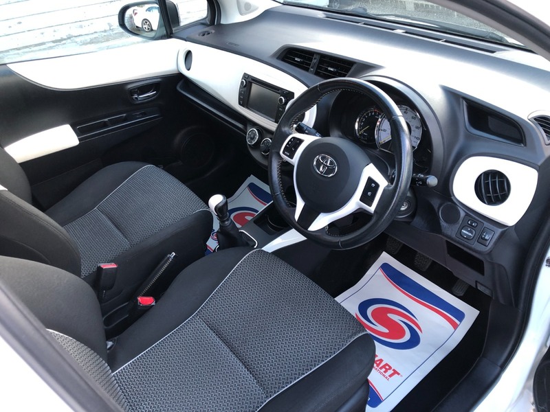 Used Toyota Yaris 2013 for sale - 76445915: Photo 10