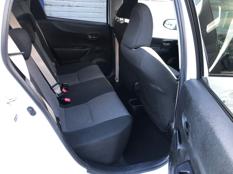 Used Toyota Yaris 2013 for sale - 76445915: Photo 17