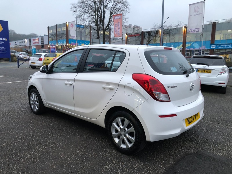 Used Hyundai i20 2014 for sale - 77027775: Photo 6