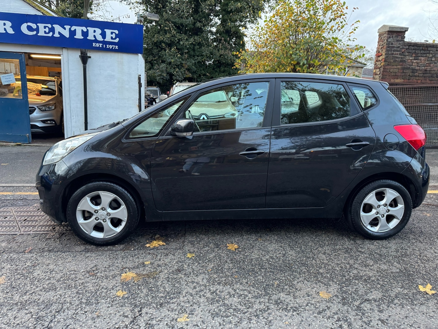 Used Kia Venga 2012 for sale - 76547312: Photo 13