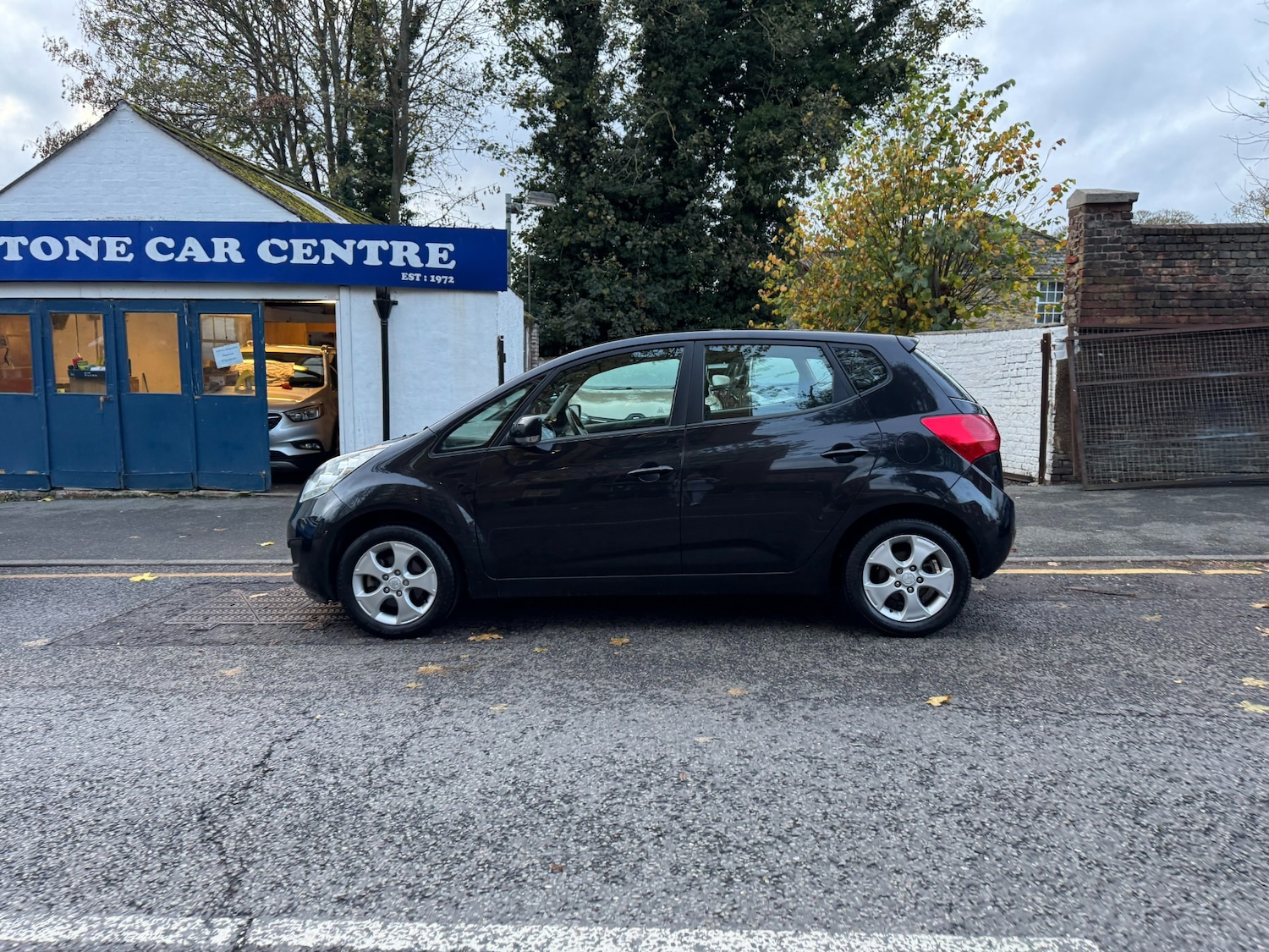 Used Kia Venga 2012 for sale - 76547312: Photo 14