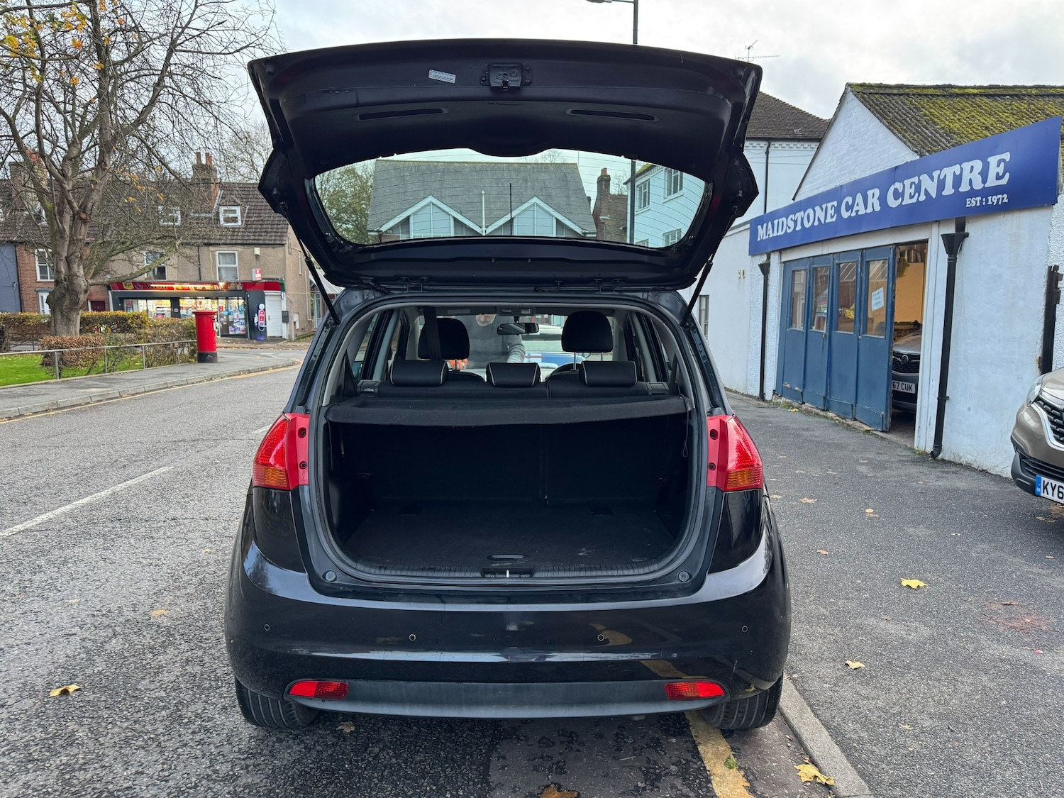 Used Kia Venga 2012 for sale - 76547312: Photo 23