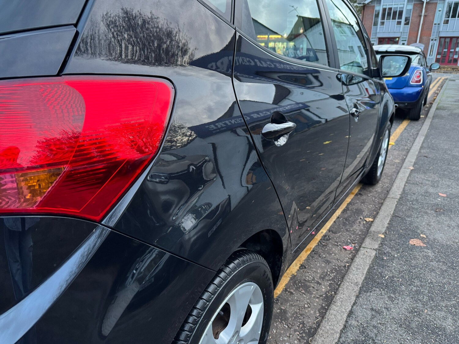 Used Kia Venga 2012 for sale - 76547312: Photo 65