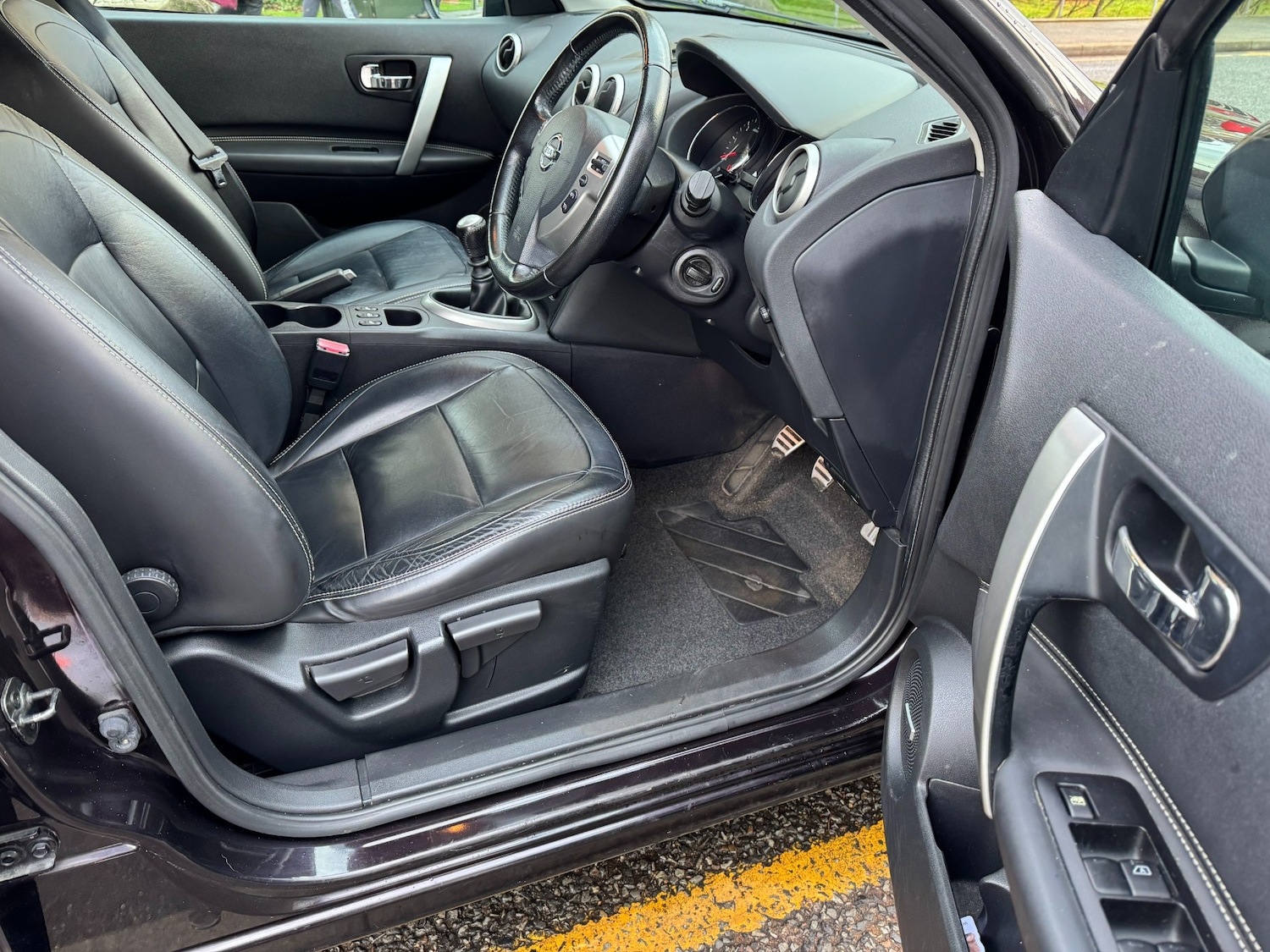 Used Nissan Qashqai 2011 for sale - 77233835: Photo 17