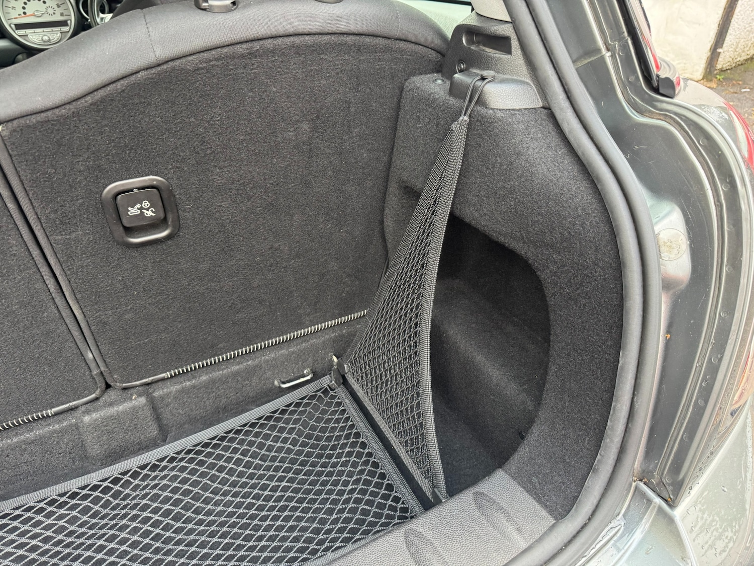 Used MINI Hatch 2010 for sale - 76319744: Photo 19